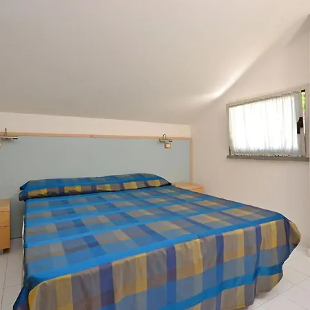 Comfort Getaway With Pool Apartment Lignano Sabbiadoro
